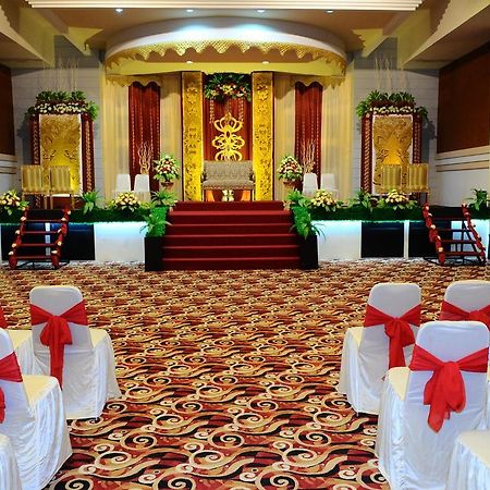 Hotel Coklat Makassar Dış mekan fotoğraf