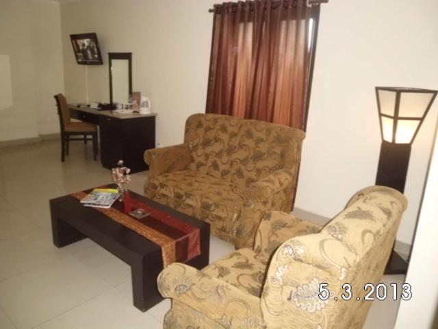 Hotel Coklat Makassar Dış mekan fotoğraf